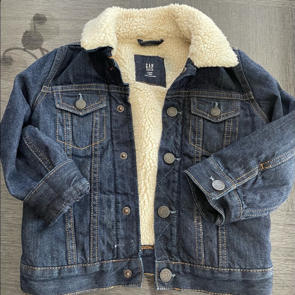 Gap denim Sherpa jacket 3 yrs